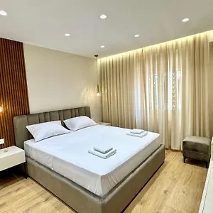 https://er-apartments.hotels-in-tirana.com